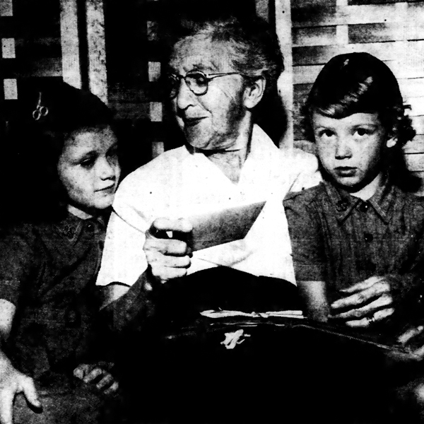 Mary Day Russel with Girl scouts vintage
