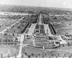 Aerial view along Snell Isle Blvd in 1926. Sunset Golf Club and entrance drive in foreground. Aerial view along Snell Isle Blvd in 1926. Sunset Golf Club and entrance drive in foreground.