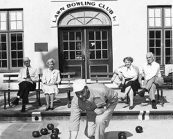 Bowling at St. Petersburg Lawn Bowling Club. c. 1950.