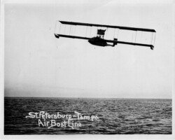 Benoist No. 53 flying toward the camera close to water, c. 1914. Benoist No. 53 flying toward the camera close to water, c. 1914.