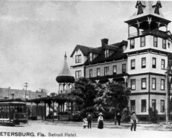 Detroit Hotel before west wing addition. c. 1905 Detroit Hotel before west wing addition. c. 1905