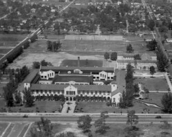 Aerial view of St. Petersburg High School, at 5th Ave. N. c. 1945 Aerial view of St. Petersburg High School, at 5th Ave. N. c. 1945
